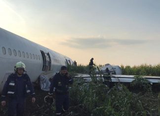 «Героем себя не считаю»: командир экипажа A321 рассказал об аварийной посадке в Подмосковье