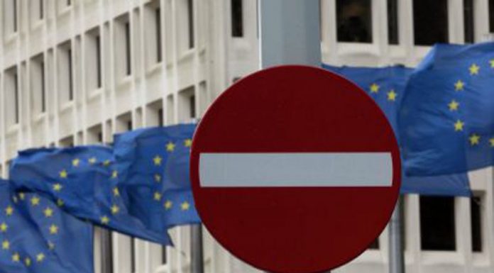 Россия не вошла в список стран, которым ЕС откроет границу с 1 июля