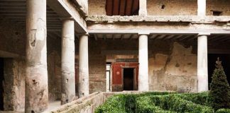 В Помпеи после реставрации для посетителей открыли три здания