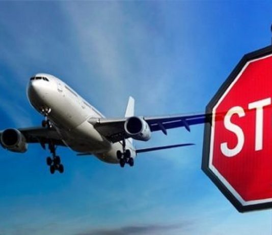 Bloomberg: авиакомпании по всему миру сокращают рейсы из-за цен на топливо