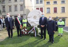 В Италии открыли памятник советскому партизану Вилли