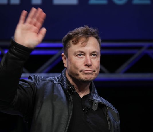 Forbes признал богатейшим человеком в мире Илона Маска