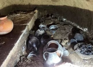 В Италии найдена редкая этрусская гробница с “последней трапезой”