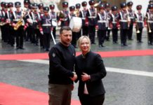 Владимир Зеленский встретился с лидерами Италии и Папой Римским Франциском