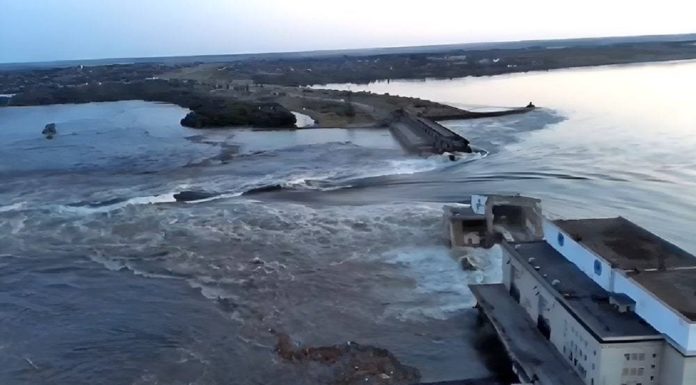 Разрушение плотины Каховской ГЭС и затопление территорий. Главное