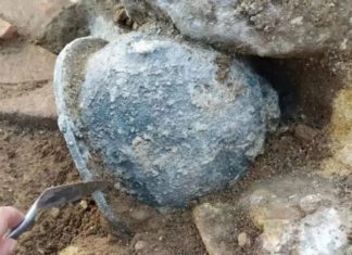 В Италии археологи раскопали античный “шлем Афины”