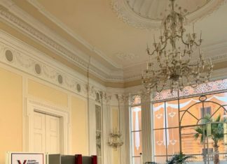 На территории Италии проходят выборы президента РФ