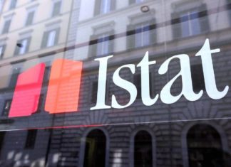 Исследование: Итальянцы все чаще откладывают вступление в брак