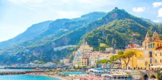 Итальянские “пляжные группировки” бросили вызов Евросоюзу