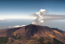 Взрывной характер: учёные выяснили причины и скорость извержения вулкана Этна 4000 лет назад