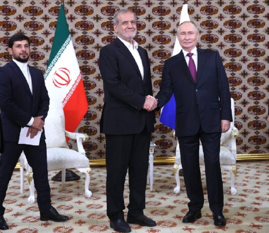 Путин встретился в Ашхабаде с Президентом Ирана Масудом Пезешкианом