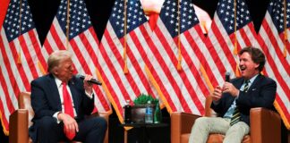 «Я уничтожил «Северный поток», я разлучу Россию и Китай». Трамп дал интервью Карлсону