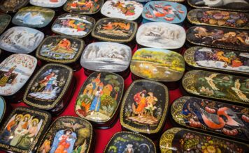 Маленькое чудо: палехской лаковой миниатюре — 100 лет