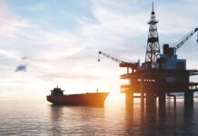 Азовское море посчитали перспективным для добычи углеводородов