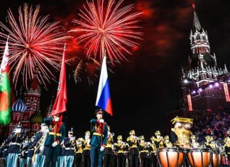 Фестиваль “Спасская башня” собрал в Москве 1500 музыкантов из десяти стран мира