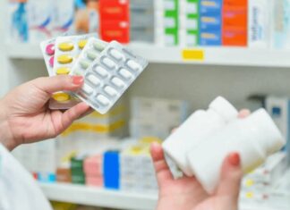 Евростат: ЕС закупил у России лекарств на рекордную с конца 2020 года сумму