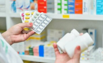 Евростат: ЕС закупил у России лекарств на рекордную с конца 2020 года сумму