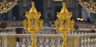 В Рим впервые доставили сосуд с кровью Иисуса Христа