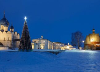 Суздаль стал самым посещаемым малым городом России