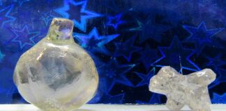 В Архангельской области добыли алмазы в форме елочного шара и щенка