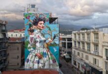 Гигантский мурал в Греции с величайшей оперной певицей признан лучшим в мире