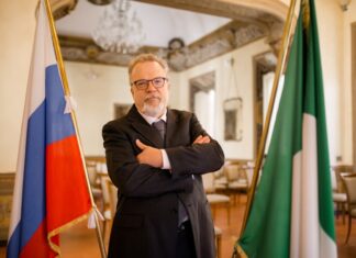 Итальянский благотворитель сравнил удар по иранской школе с трагедией в Беслане